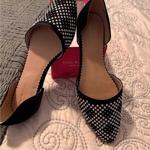 Isaac Mizrahi Black Flats for Women